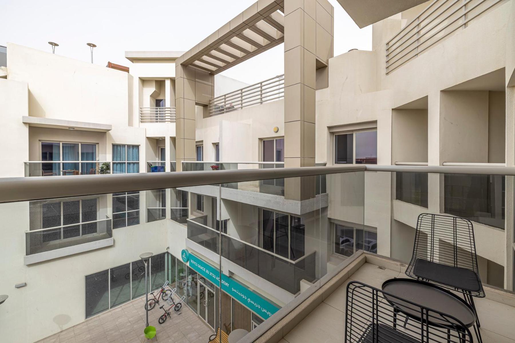 Nox Family Suites Dubai - Jumeirah 3, Jumeirah Beach Екстер'єр фото
